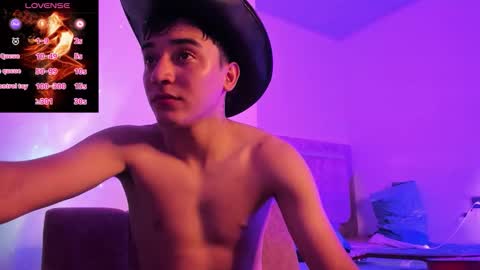 Snapshot of austin_cardieff_ chatting on September 17, 4:46 am Austin online show from September 17, 4:46 am