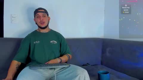 Snapshot of austin_curry chatting on October 21, 9:39 pm A online show from October 21, 9:39 pm