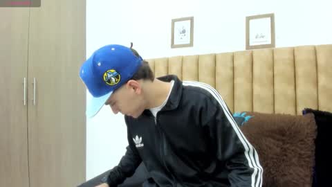 austinprrr online show from December 1, 1:36 pm