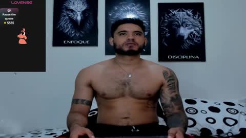 AustinTorres  online show from March 12, 1:25 am