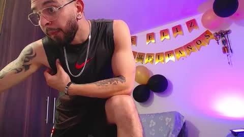 Independiente Model online show from December 19, 7:11 pm