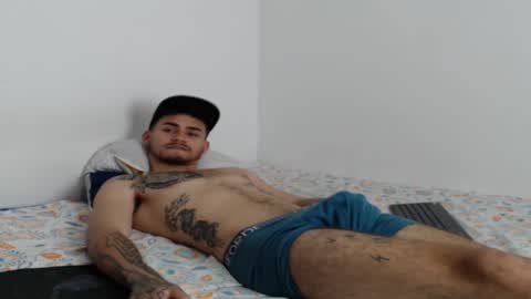 Axel online show from February 19, 6:21 pm