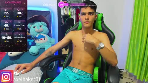 Snapshot of axel_baker01 chatting on December 3, 9:12 pm Axel online show from December 3, 9:12 pm