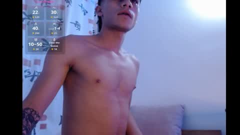 Snapshot of axel_davis_ chatting on October 20, 5:33 am axel davis online show from October 20, 5:33 am