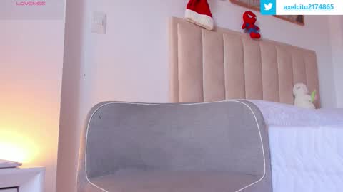 axel slim online show from September 26, 4:48 pm