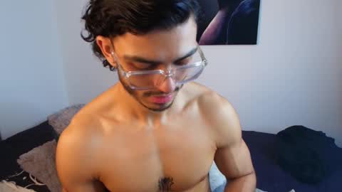 axel stein NEW ACCOUNT online show from February 20, 6:19 am