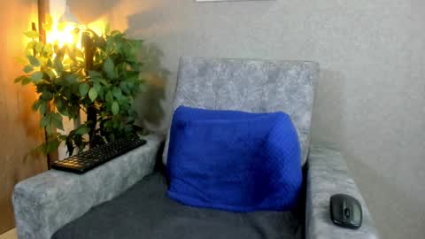 Snapshot of axel_wiliams chatting on October 7, 7:07 pm axel  online show from October 7, 7:07 pm