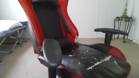 Axel online show from October 3, 4:12 pm