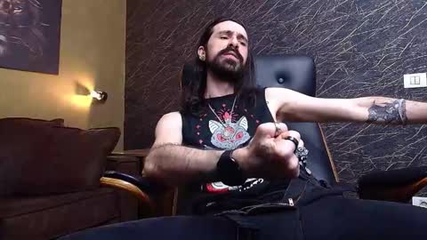 AxelColton online show from January 14, 11:48 am