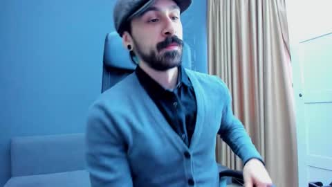 AxelColton online show from December 21, 11:40 am