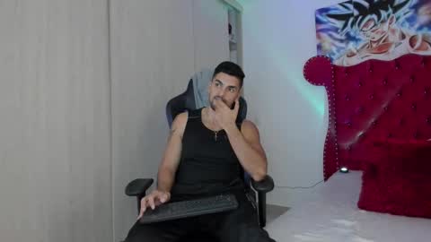 Axel online show from September 18, 8:22 pm