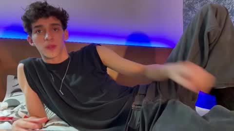 nice boy online show from October 26, 6:15 am