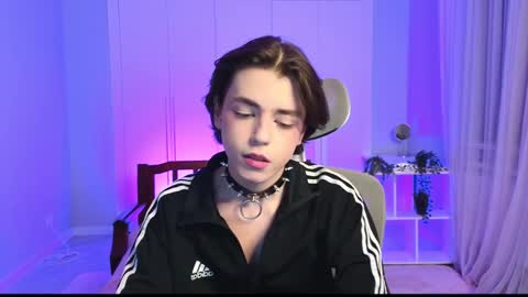 Elios online show from January 6, 6:52 pm