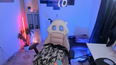 odeley online show from November 8, 9:45 am