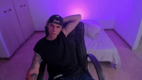 baan9 online show from January 15, 9:51 pm