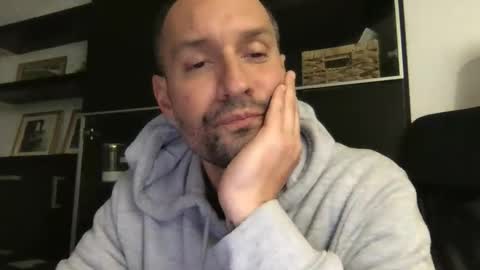 BKR online show from November 22, 1:05 am