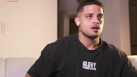 baby_rausch online show from December 1, 8:17 am