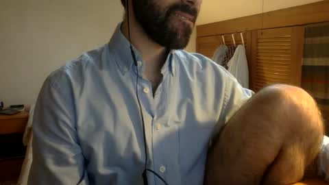 Snapshot of babyhardy chatting on March 10, 1:21 pm Tom A.    online show from March 10, 1:21 pm
