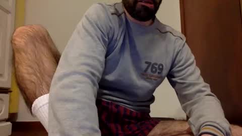Snapshot of babyhardy chatting on February 2, 11:21 pm Tom A.    online show from February 2, 11:21 pm