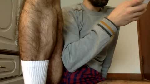 Snapshot of babyhardy chatting on February 18, 1:22 pm Tom A.    online show from February 18, 1:22 pm