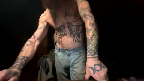 backwoodswolf online show from February 1, 2:32 am