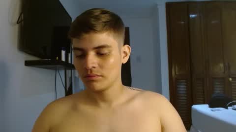 badbunny_69_ online show from March 17, 3:53 am