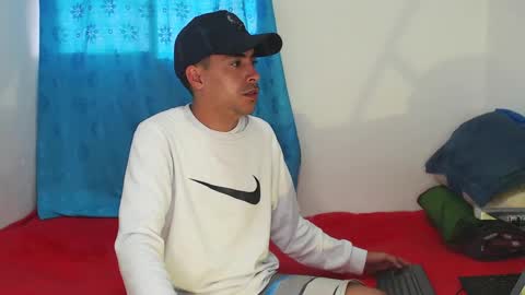 Juan Help us reach 100 likes online show from February 7, 1:01 pm