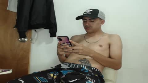 Juan Help us reach 100 likes online show from December 6, 10:08 pm