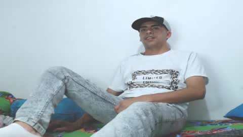 Juan Help us reach 100 likes online show from January 9, 12:25 am