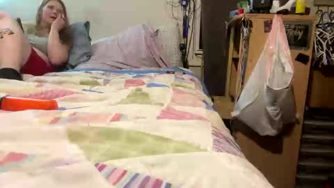 StillPoPimpin online show from December 4, 10:33 am