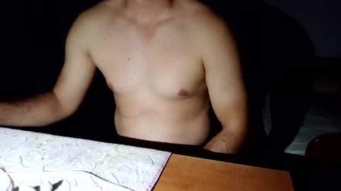 baiat_frumusel online show from October 12, 11:32 pm