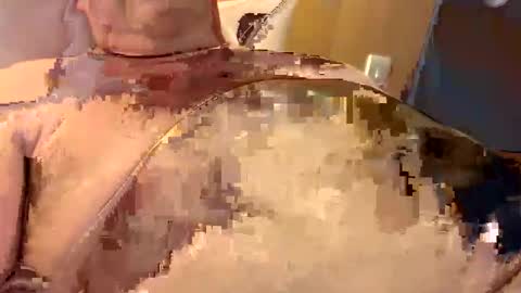 Bailey online show from March 7, 9:23 pm