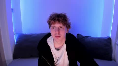 MICKEY online show from April 6, 11:33 am