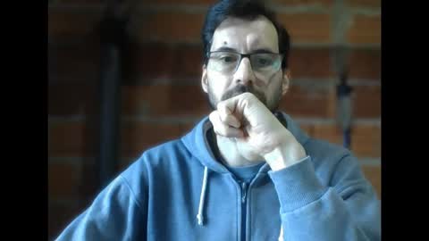 Ezequiel online show from November 16, 10:01 pm