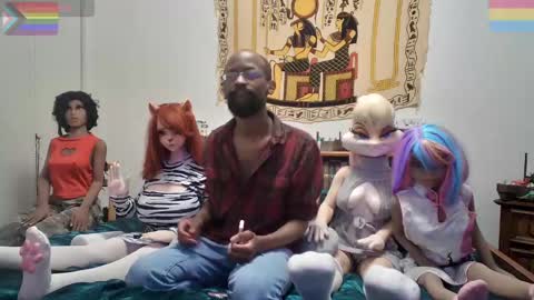 Snapshot of bandohusbando chatting on February 5, 2:30 am Bando Husbando online show from February 5, 2:30 am