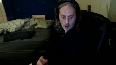 bangintoleather online show from April 18, 2:35 am