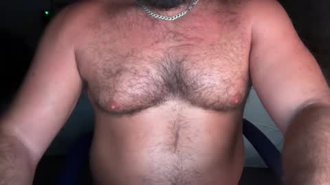 Snapshot of barebackheat chatting on September 28, 5:49 am Barebackheat online show from September 28, 5:49 am