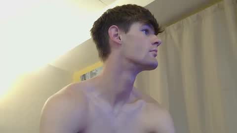 basicallyjustmee online show from October 14, 4:08 am