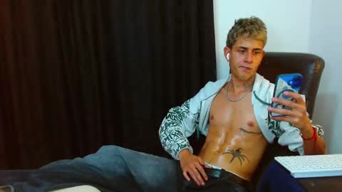 Bastian online show from March 22, 10:59 pm