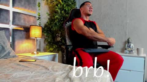 Bastian Independent Model online show from January 19, 1:02 pm