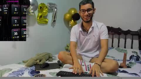 Snapshot of bbalexxx chatting on December 16, 11:55 am alex independent model ig bbalexmoon online show from December 16, 11:55 am