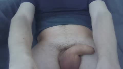 Snapshot of bbeenn15 chatting on January 6, 10:24 am bbeenn15 online show from January 6, 10:24 am