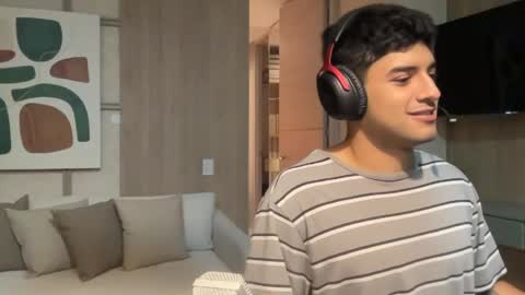 bdever7 online show from April 23, 7:24 am