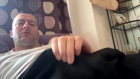 bdrvmark21 online show from December 16, 8:54 am