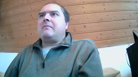 bear037 online show from November 23, 9:20 am