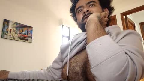 beard2804 online show from February 27, 4:43 pm