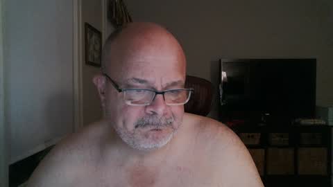 Bears Papa Papi online show from December 22, 9:22 am