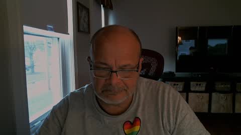 Bears Papa Papi online show from December 5, 8:45 pm