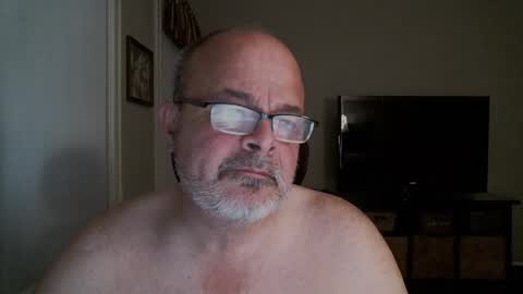 Bears Papa Papi online show from February 11, 9:09 am
