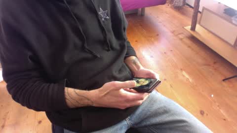 beautifulworld33 online show from October 29, 8:06 am